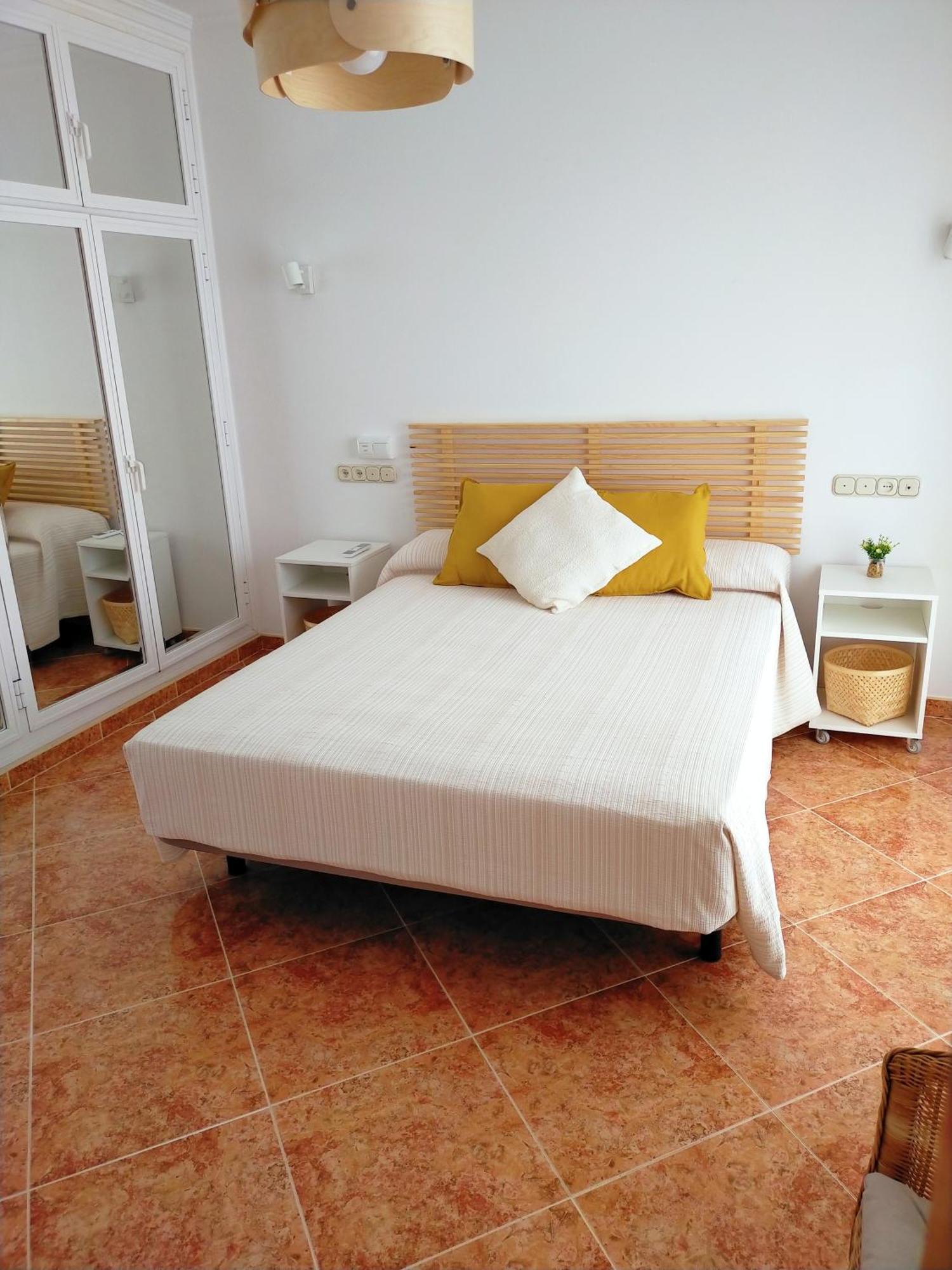 Casa Playa, Terraza Y Garaje Nerja Exterior foto